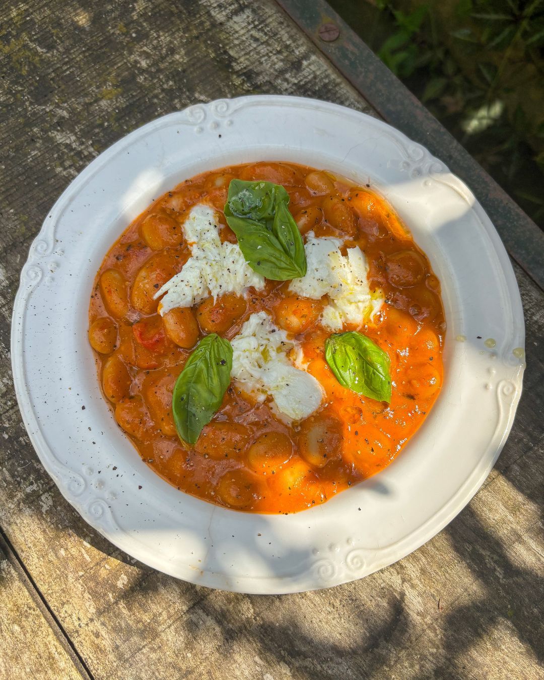 bean-recipe-butter-beans-roasted-tomato-sauce-mozzarella-boldbeanco   bean-recipe-butter-beans-roasted-tomato-sauce-mozzarella-boldbeanco
