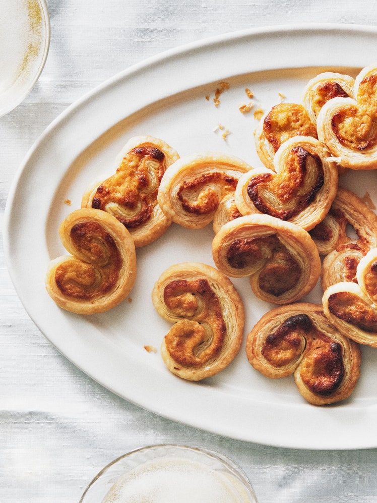 Cheesy Green Curry Palmiers